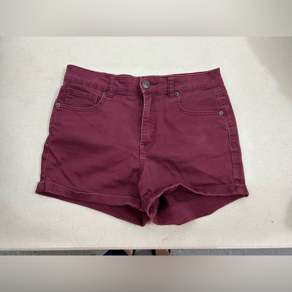 Aeropostale Women's Burgundy high waisted Shorts - Size 6